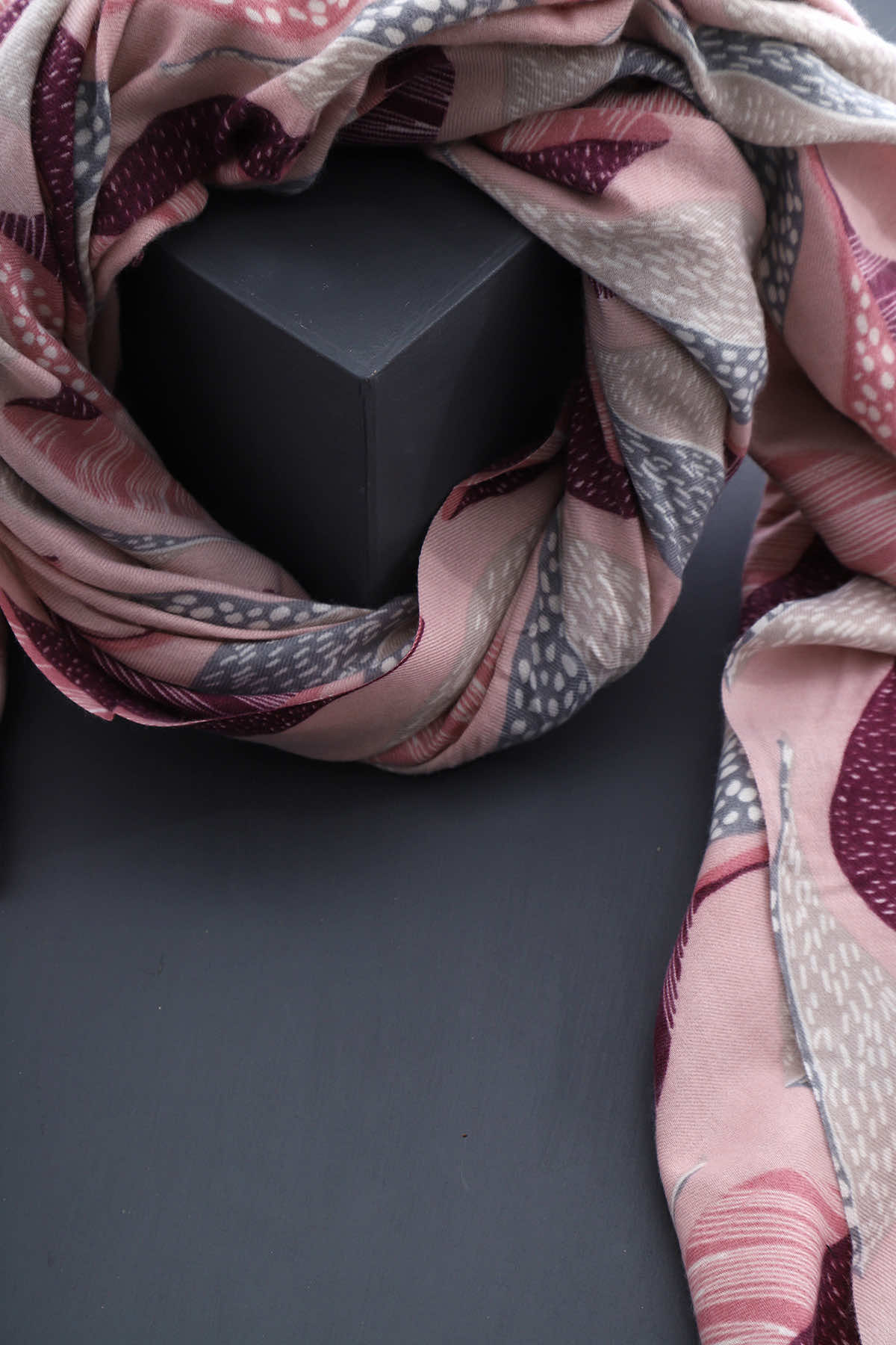 Triana Scarf Pink