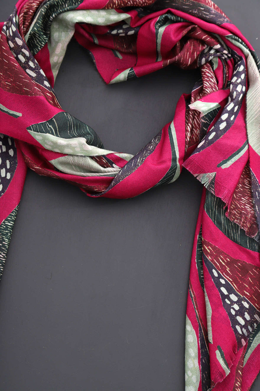 Sandy Scarf Fuchsia