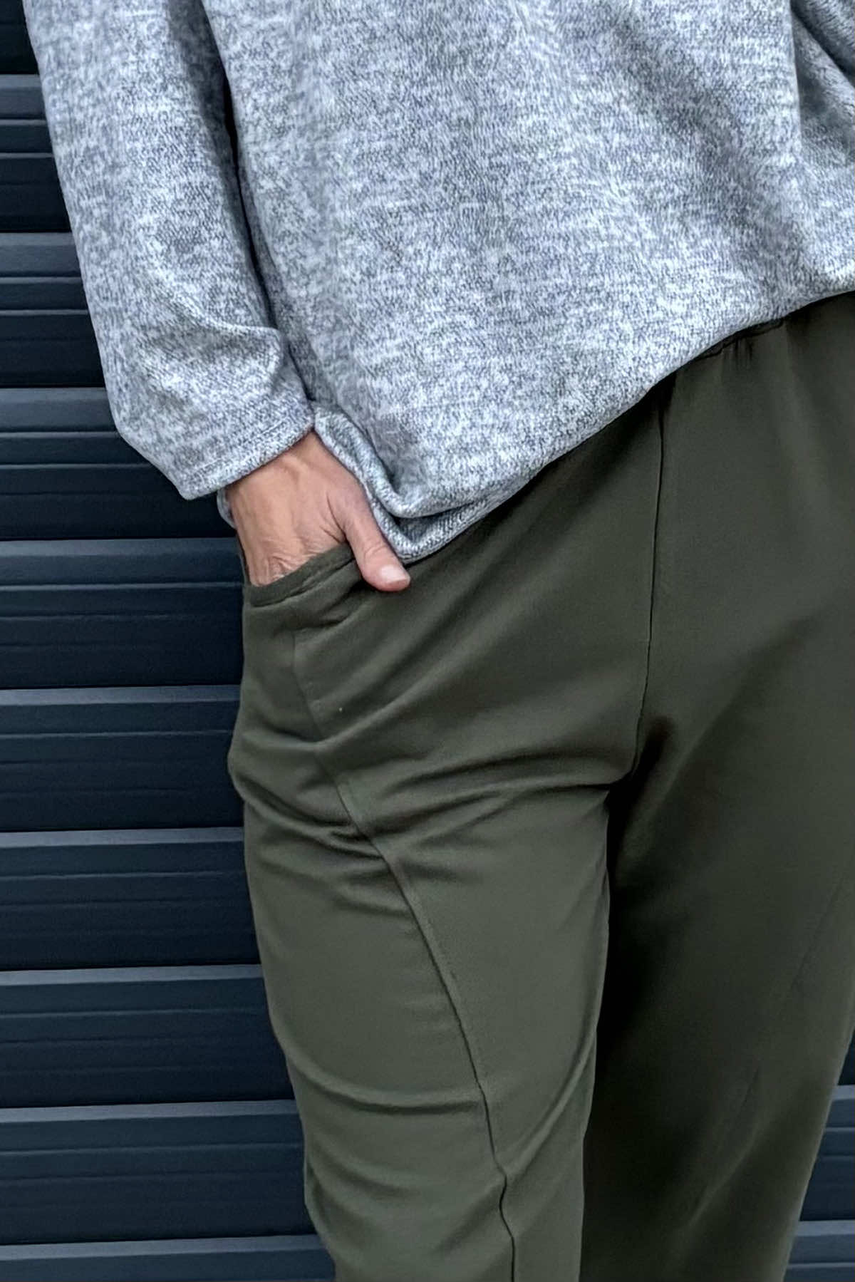 Gwen Cotton Joggers Dark Khaki