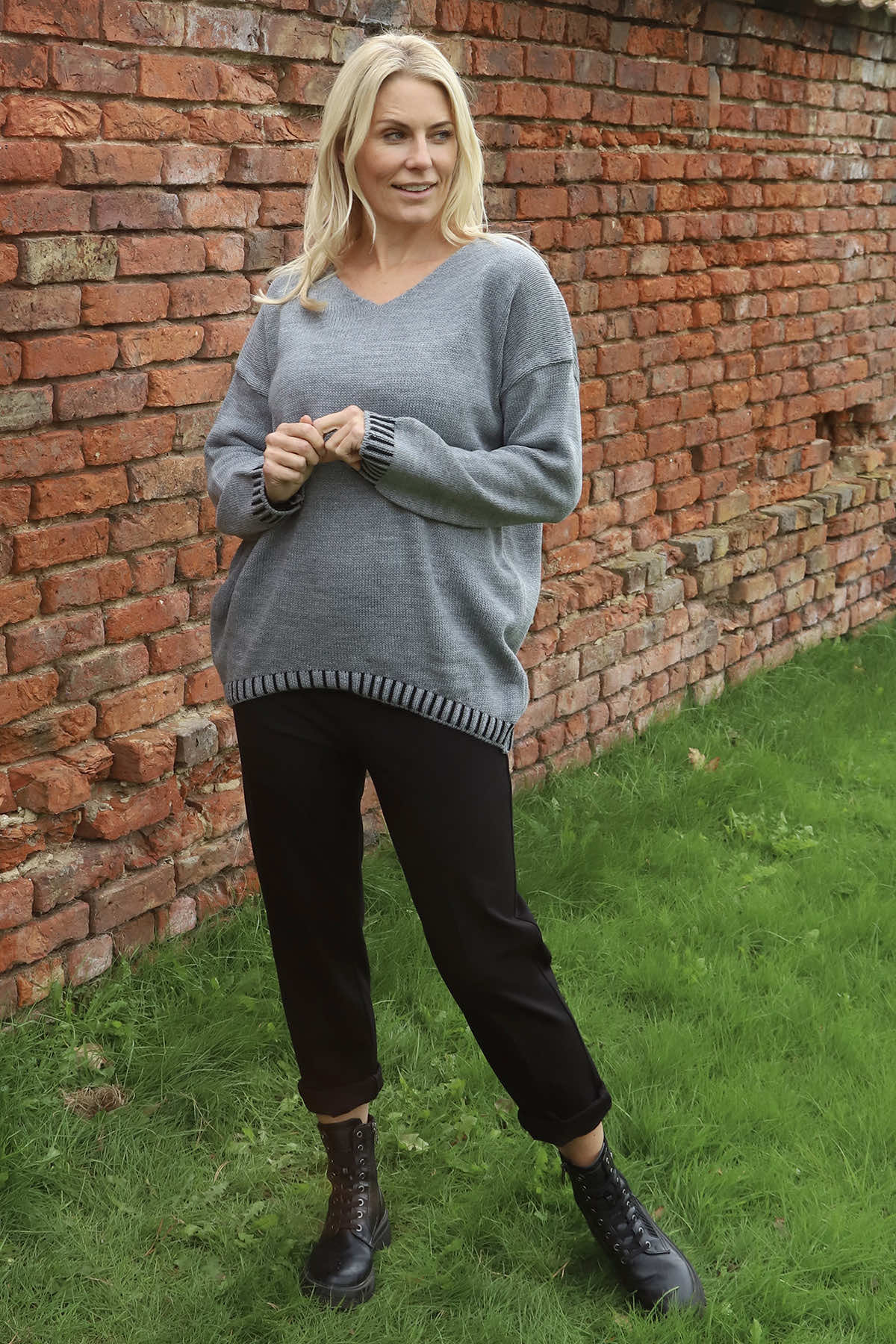 Harper Knitted Jumper Mid