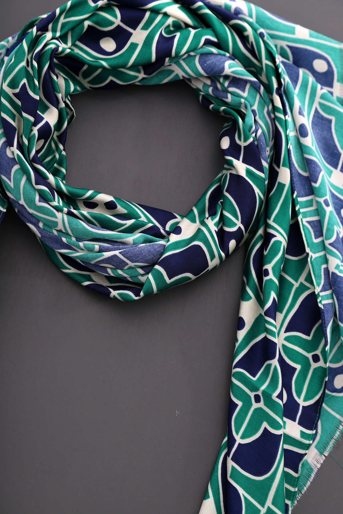 Linda Scarf Emerald