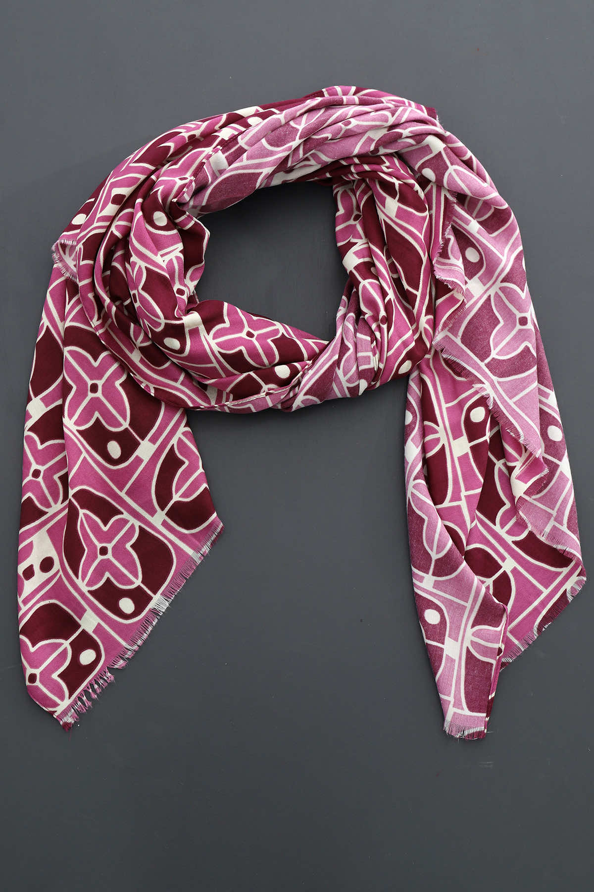 Linda Scarf Fuchsia