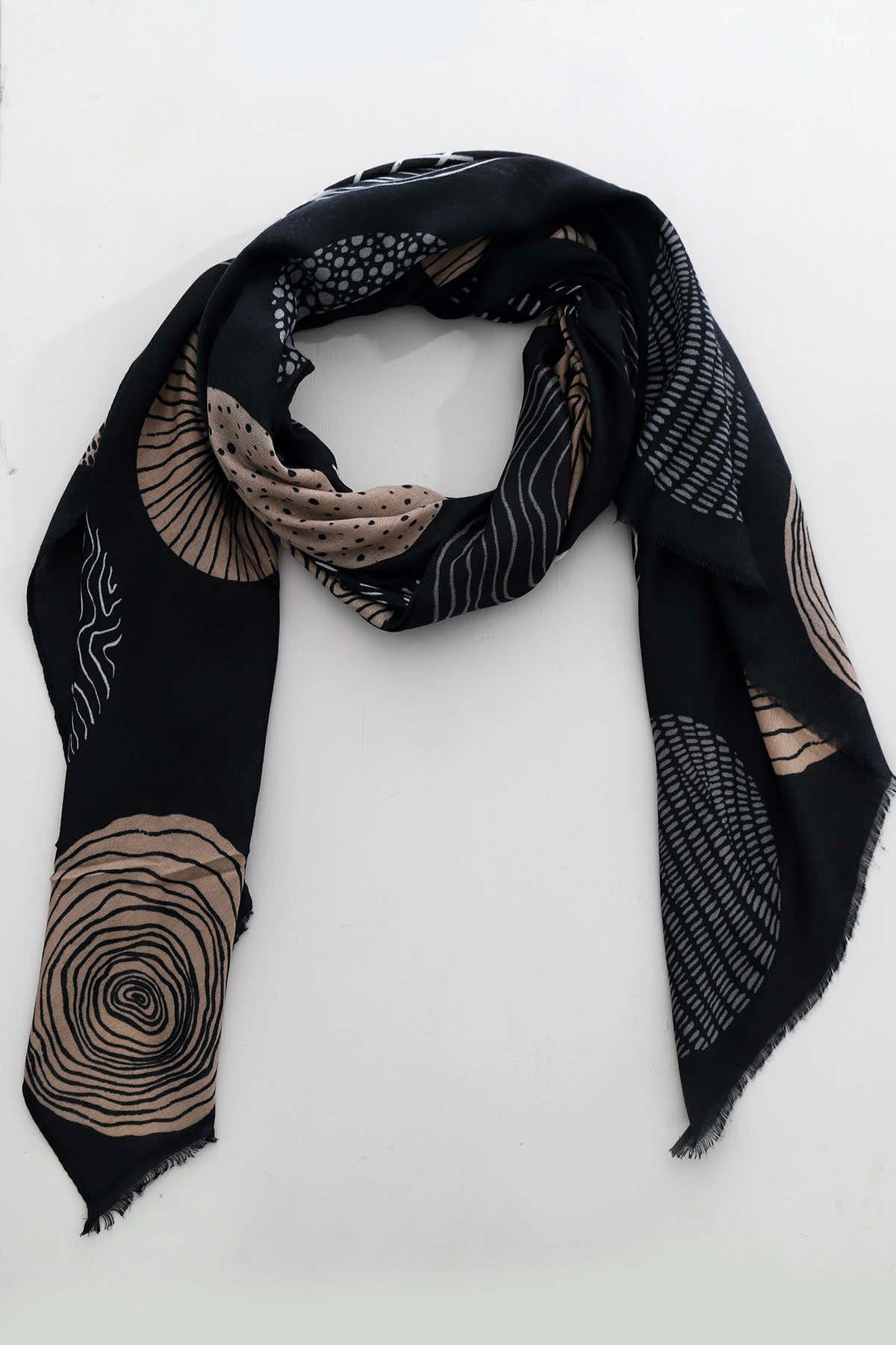 Amie Scarf Black