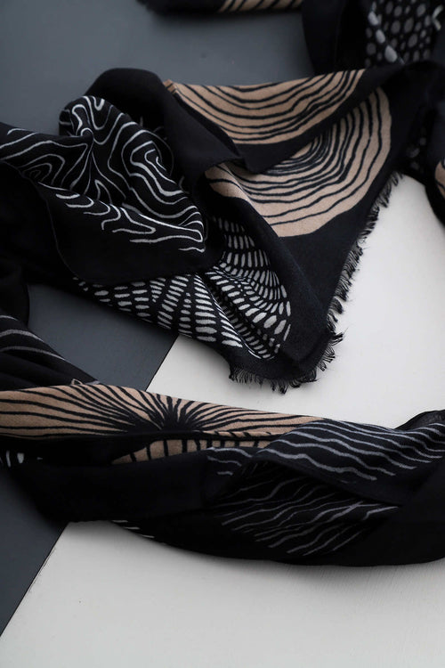 Amie Scarf Black - Image 1