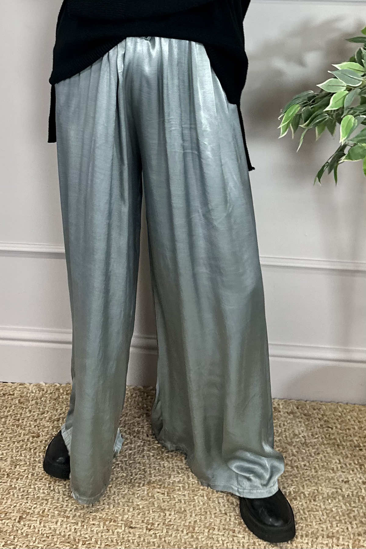 Kathleen Satin Trousers Grey