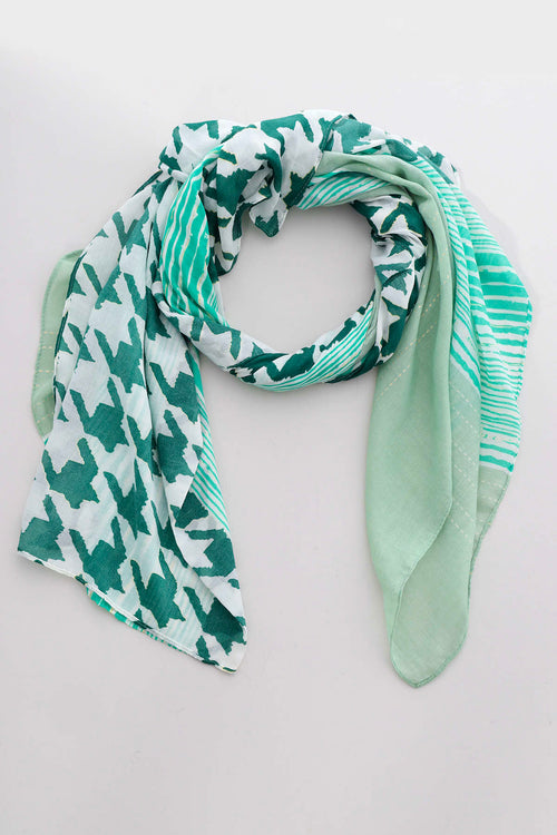 Holly Scarf Green - Image 1