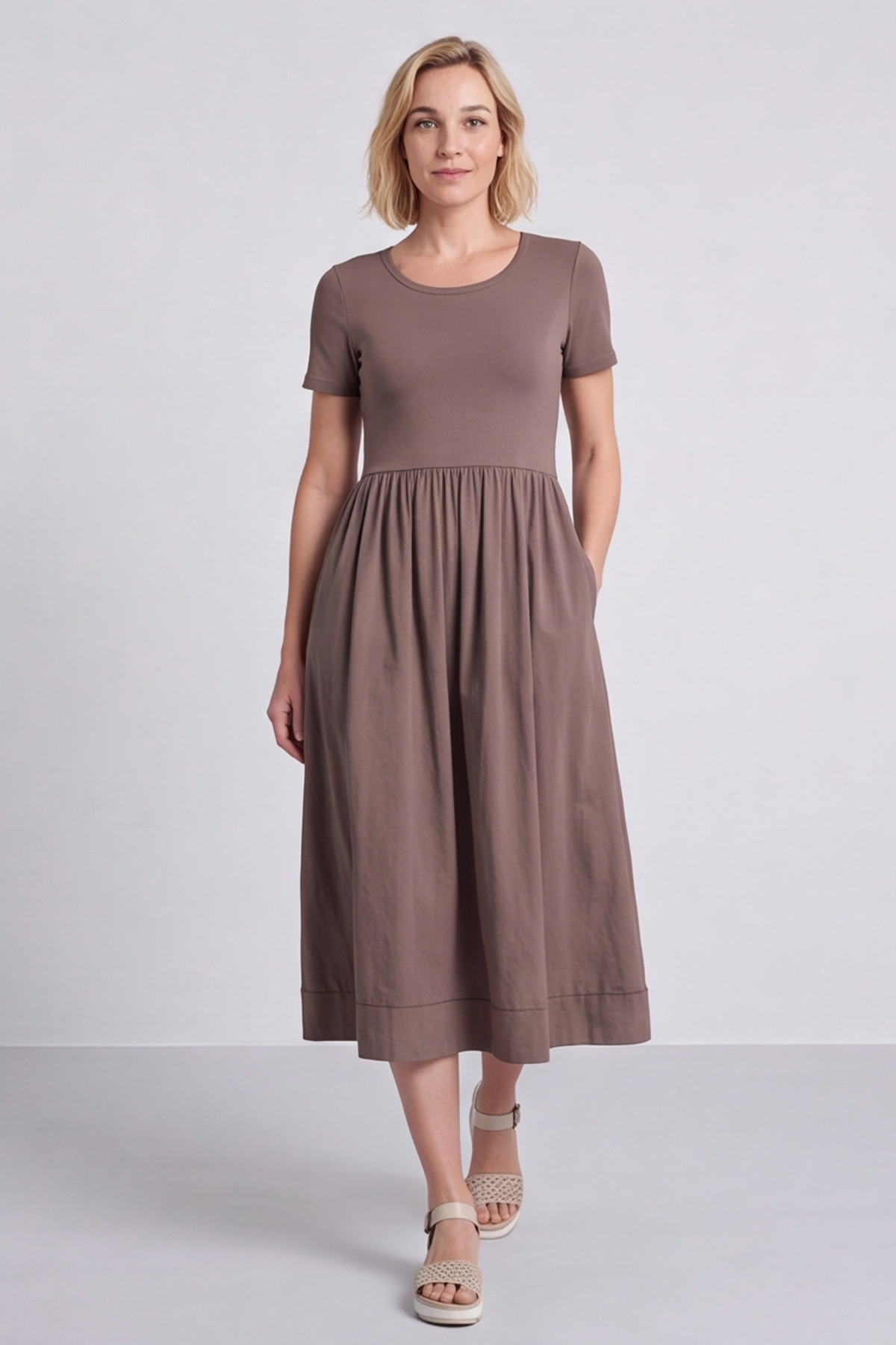 Ada Cocoa Pocket Dress