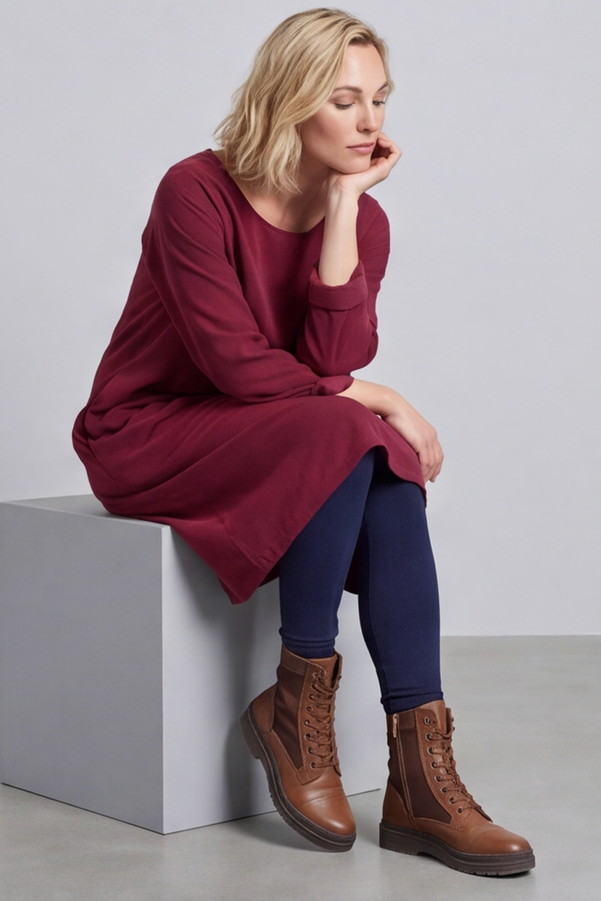 Kiana Needlecord Dress Wine