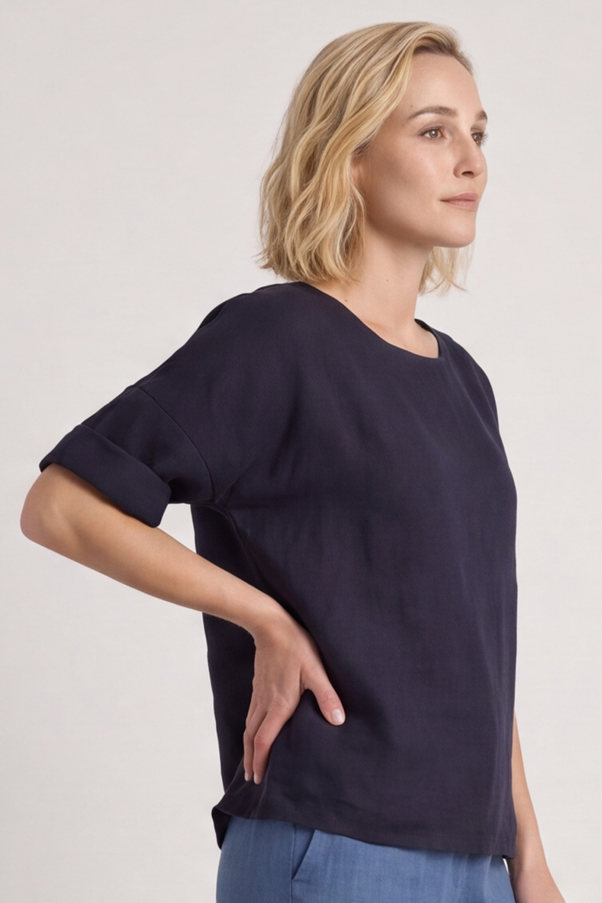 Kyrie Linen Navy Top