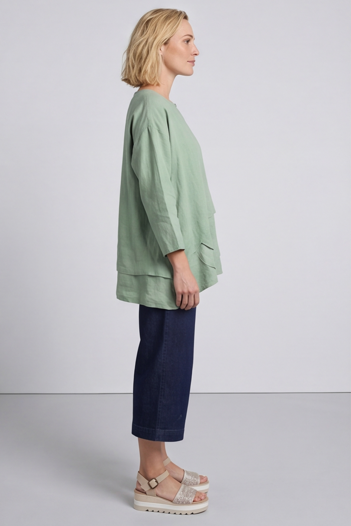 Loriella Keyhole Linen Top Green