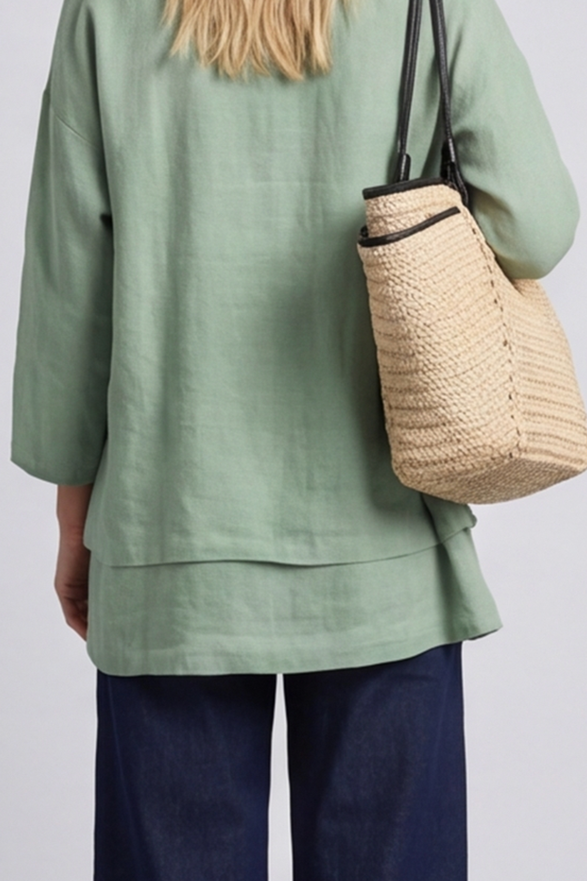 Loriella Keyhole Linen Top Green