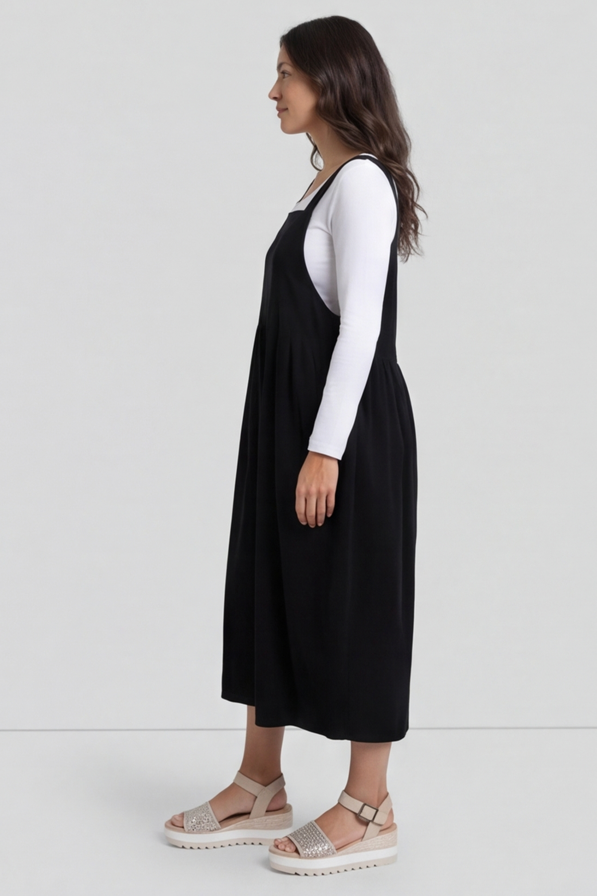 Meredith Needlecord Pinafore Black