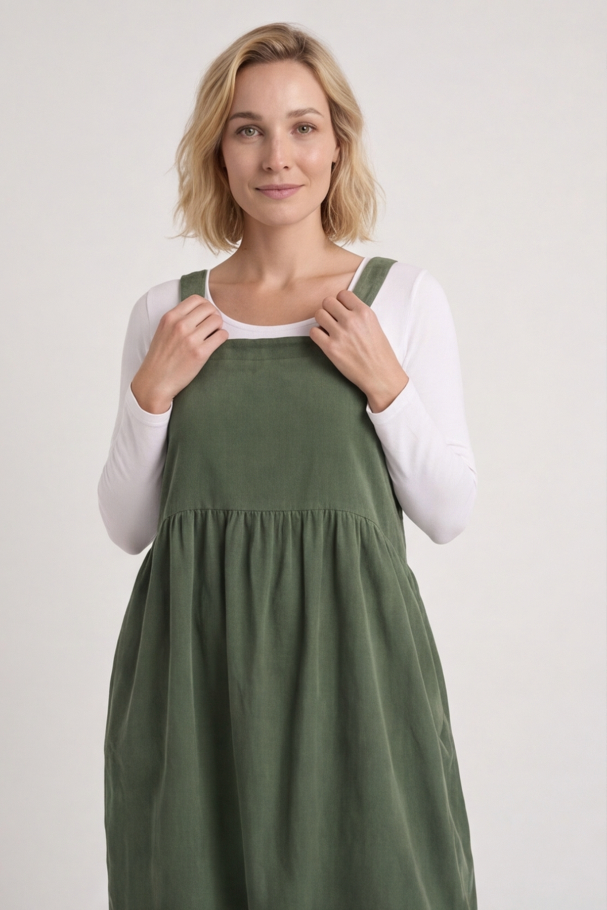 Meredith Needlecord Pinafore