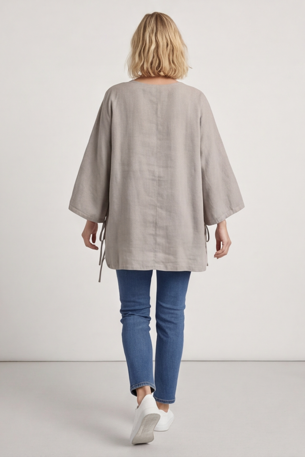 Nulvi V-Neck Linen Top Camel