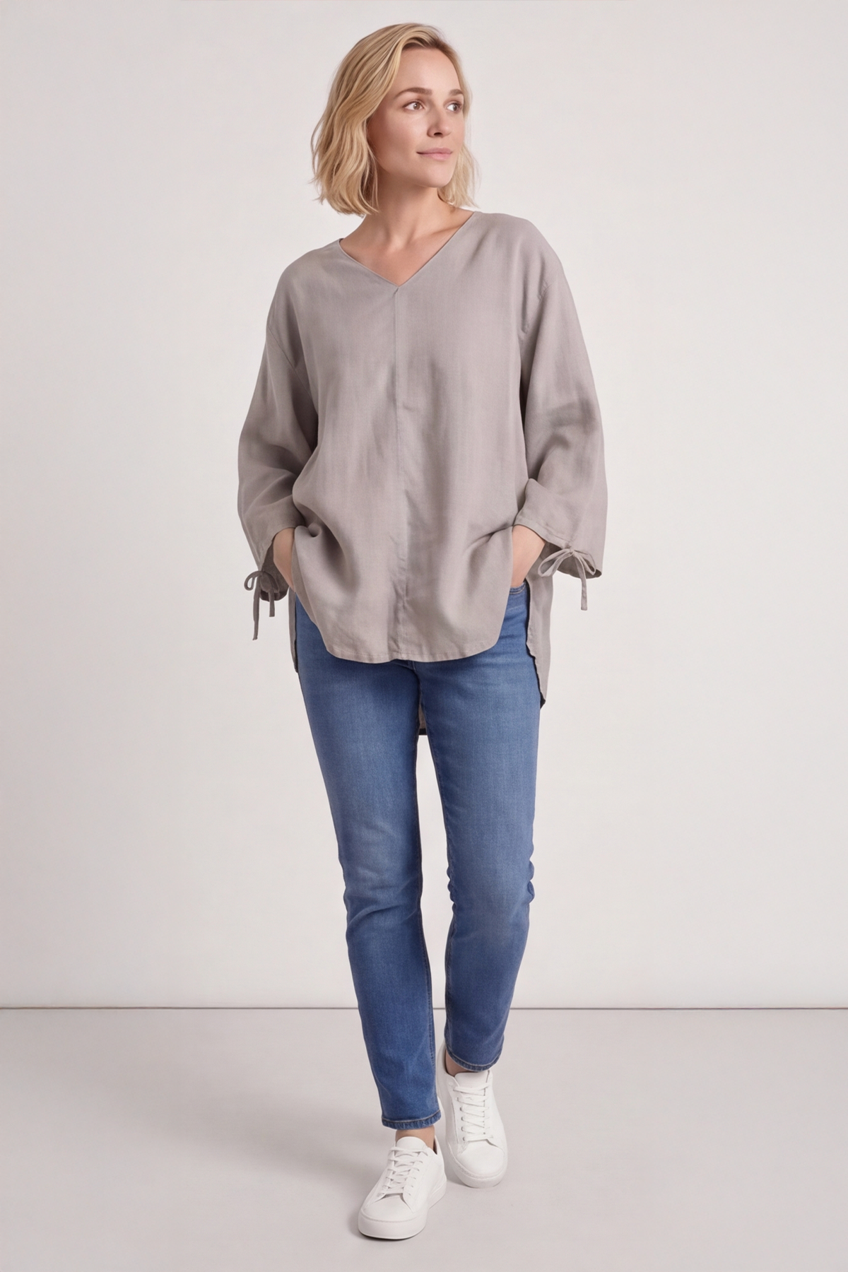 Nulvi V-Neck Linen Top Camel