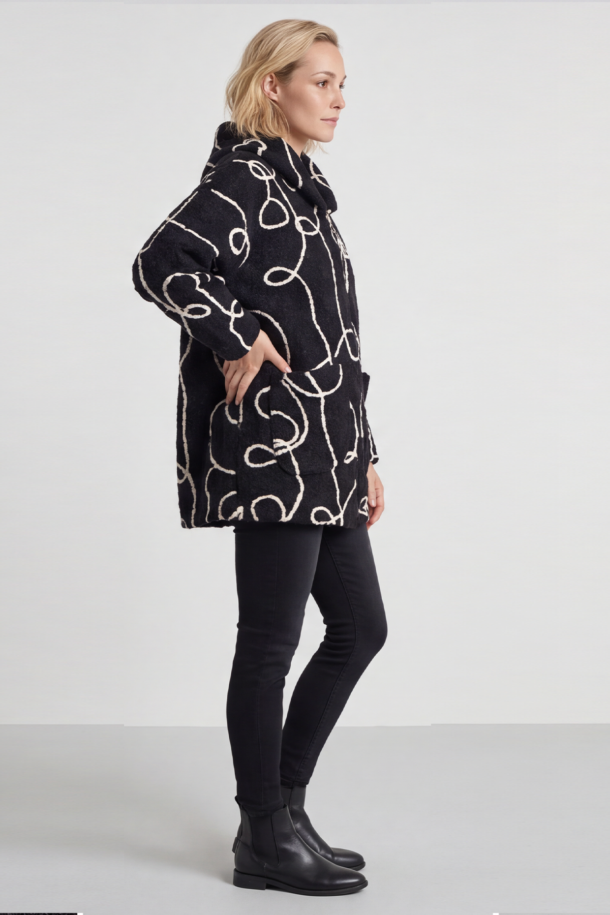 Olympia Embroidered Pattern Wool Jacket Black