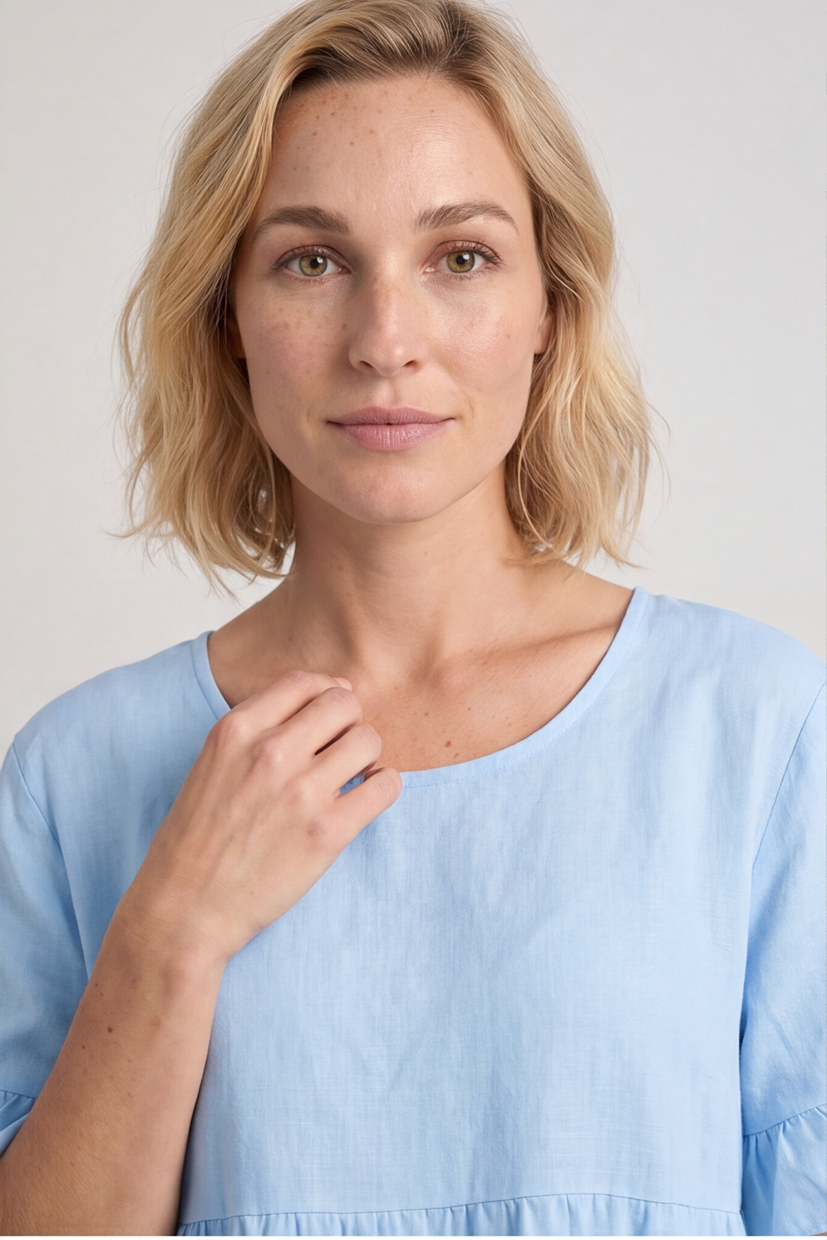 Pamber Linen Tunic Light Blue