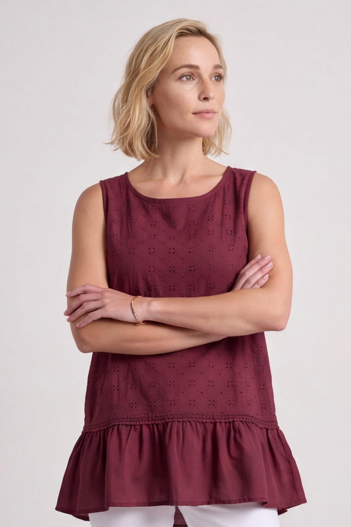 Raya Frill Wine Top