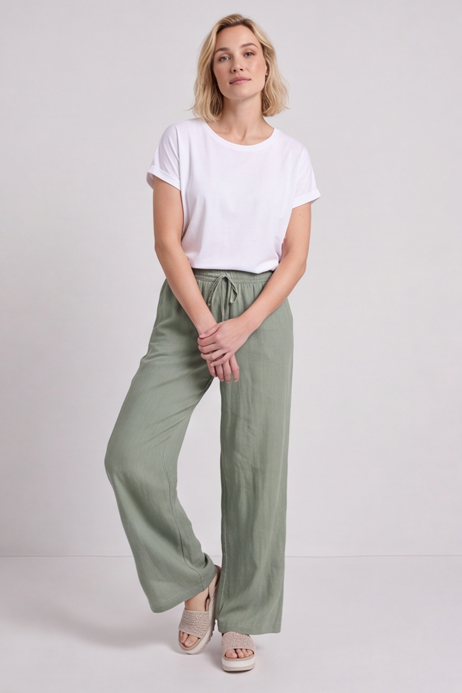 Elena Linen Light Khaki Trousers