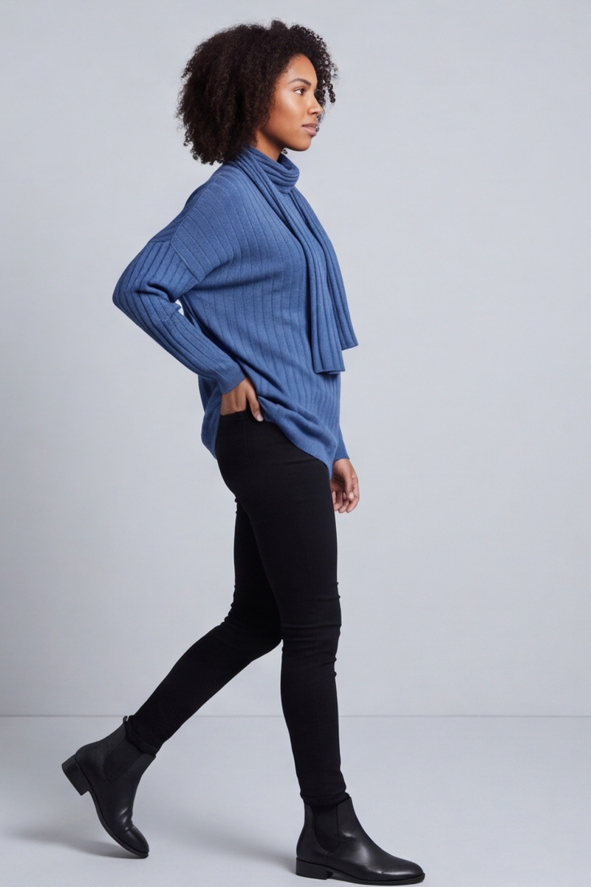 Santana Knitted Scarf Top Blue