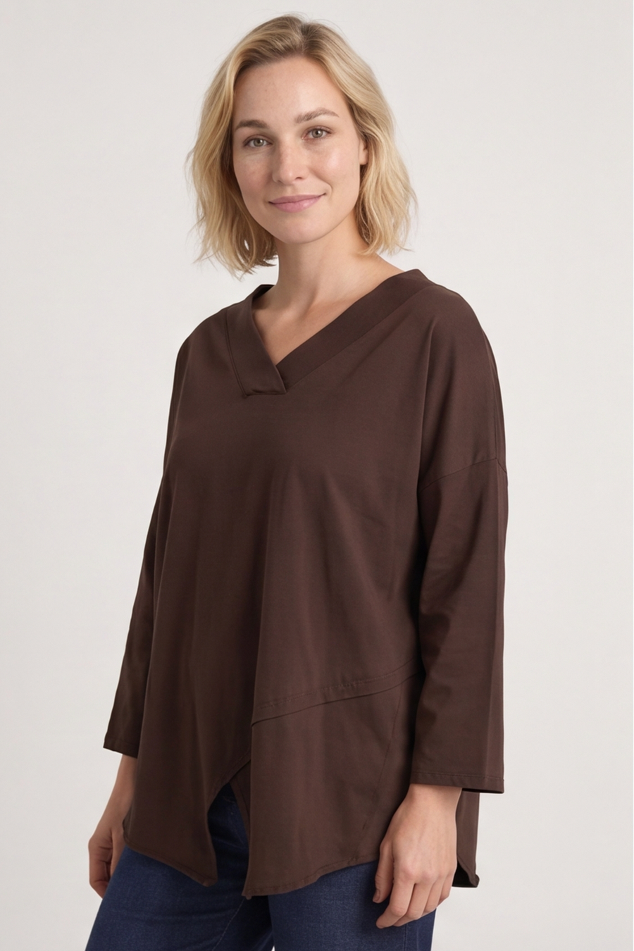 Trecia V-Neck Cotton Top Cocoa