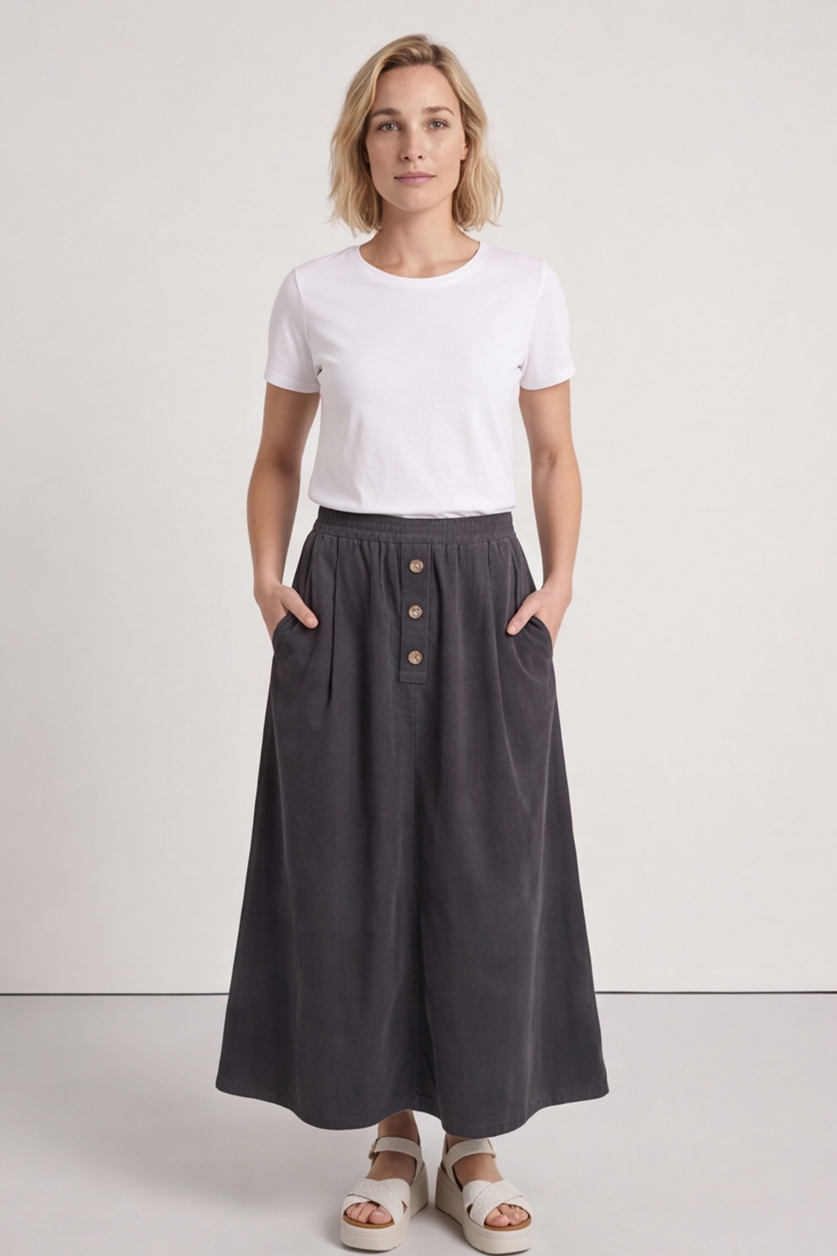 Zinnia Needlecord Skirt Charcoal