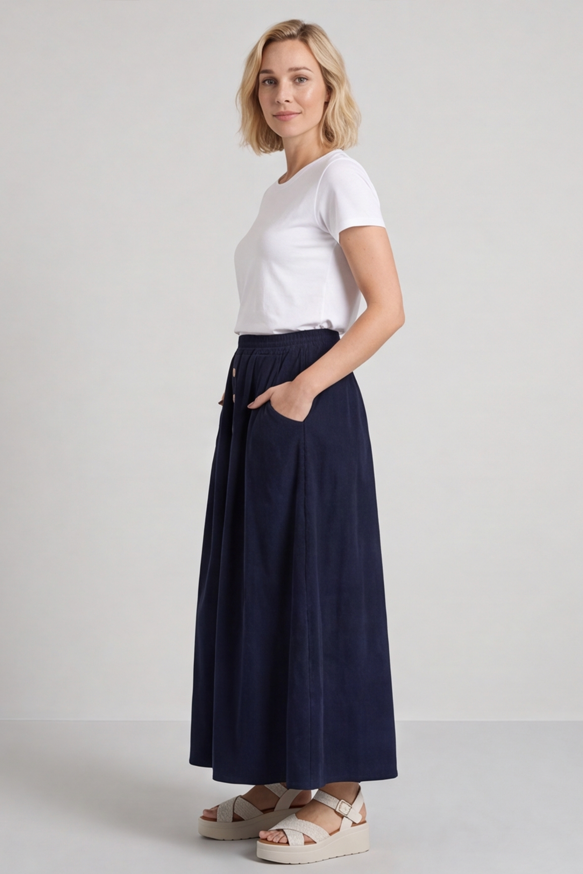 Zinnia Needlecord Skirt Navy