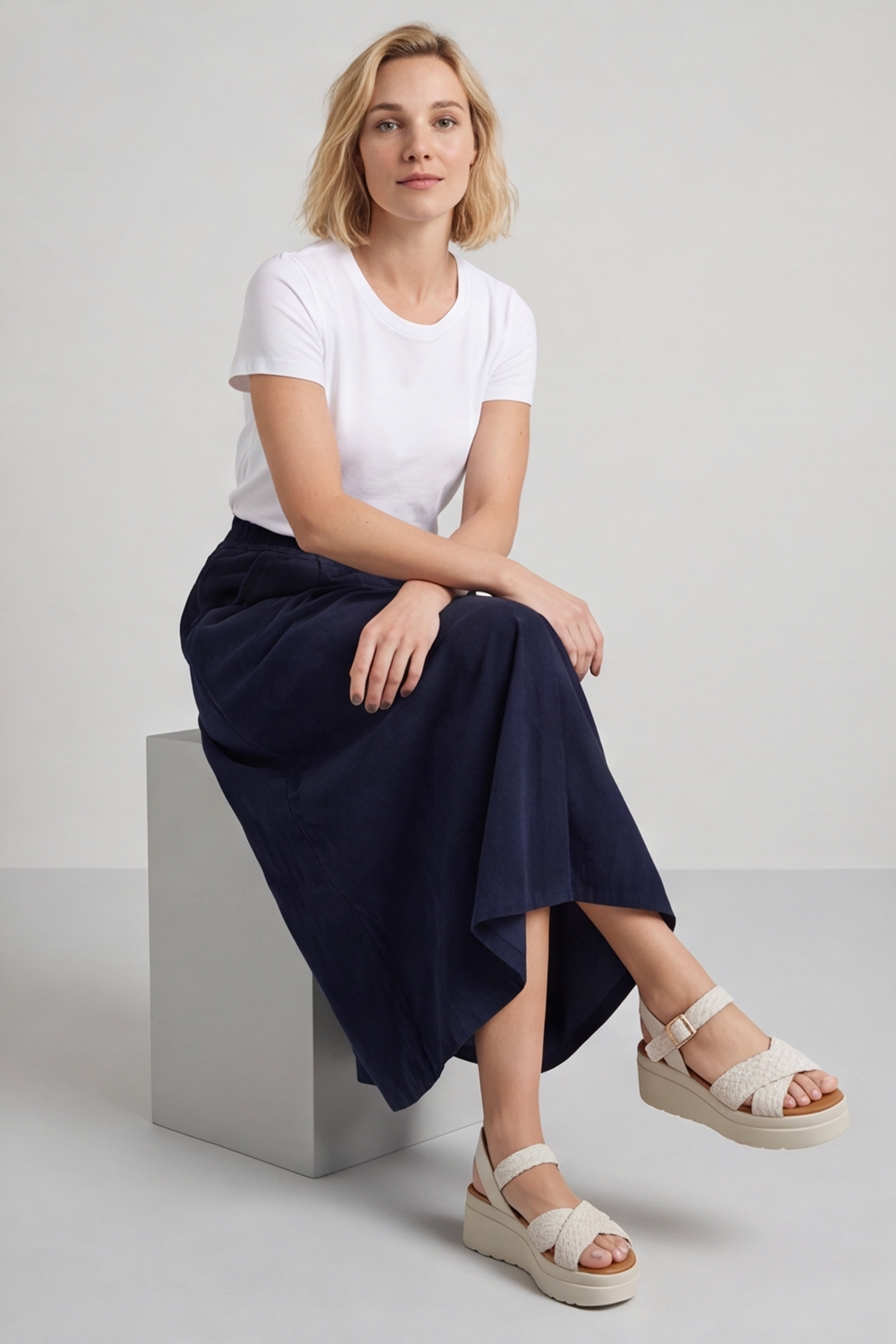 Zinnia Needlecord Skirt Navy