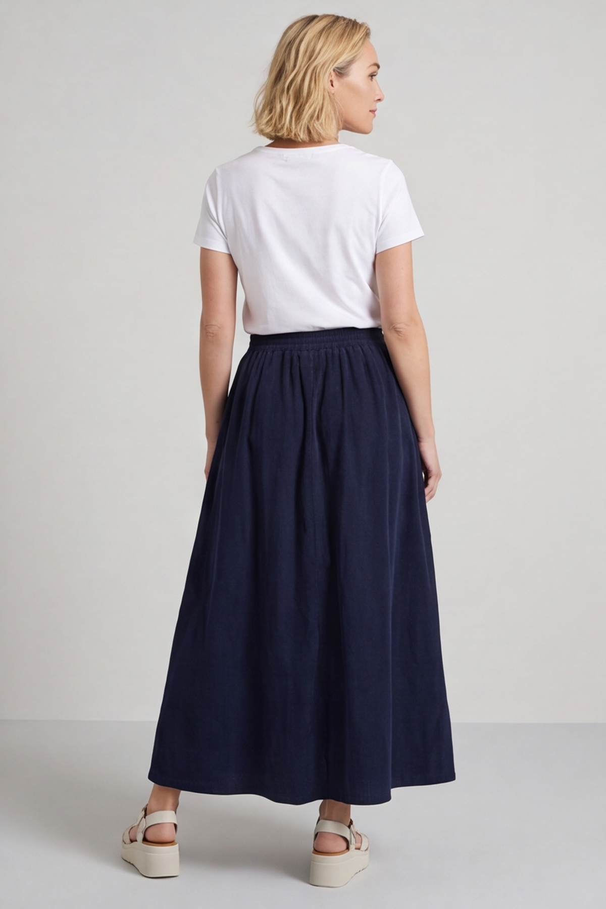 Zinnia Needlecord Skirt Navy