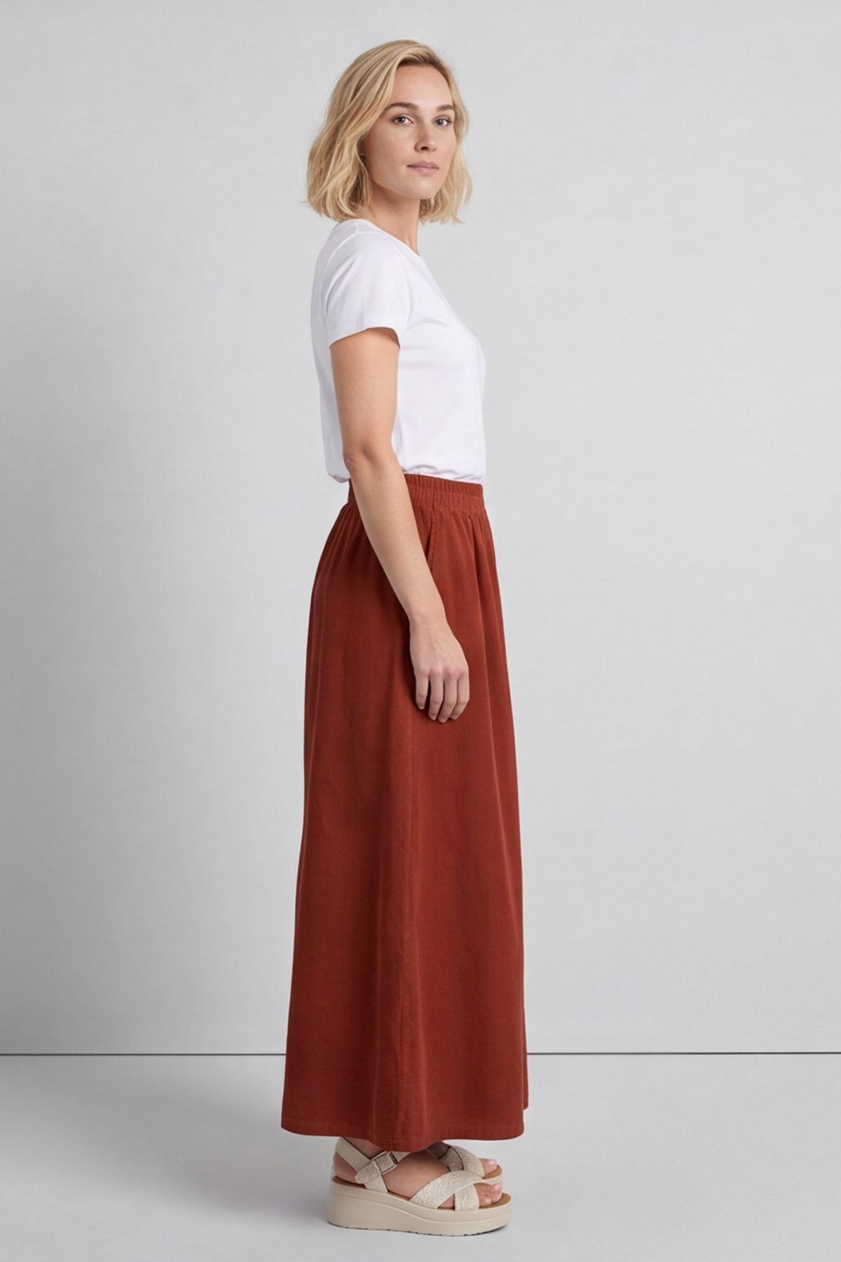 Zinnia Needlecord Skirt Burnt Orange