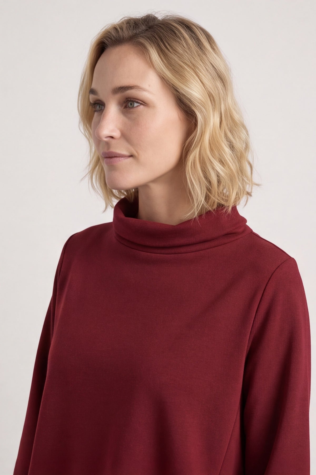 Courtney Cotton Top Wine