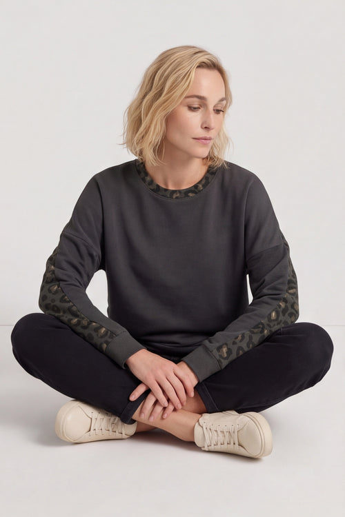 Nicky Leopard Print Cotton Top Mid Grey – image 1 of 5