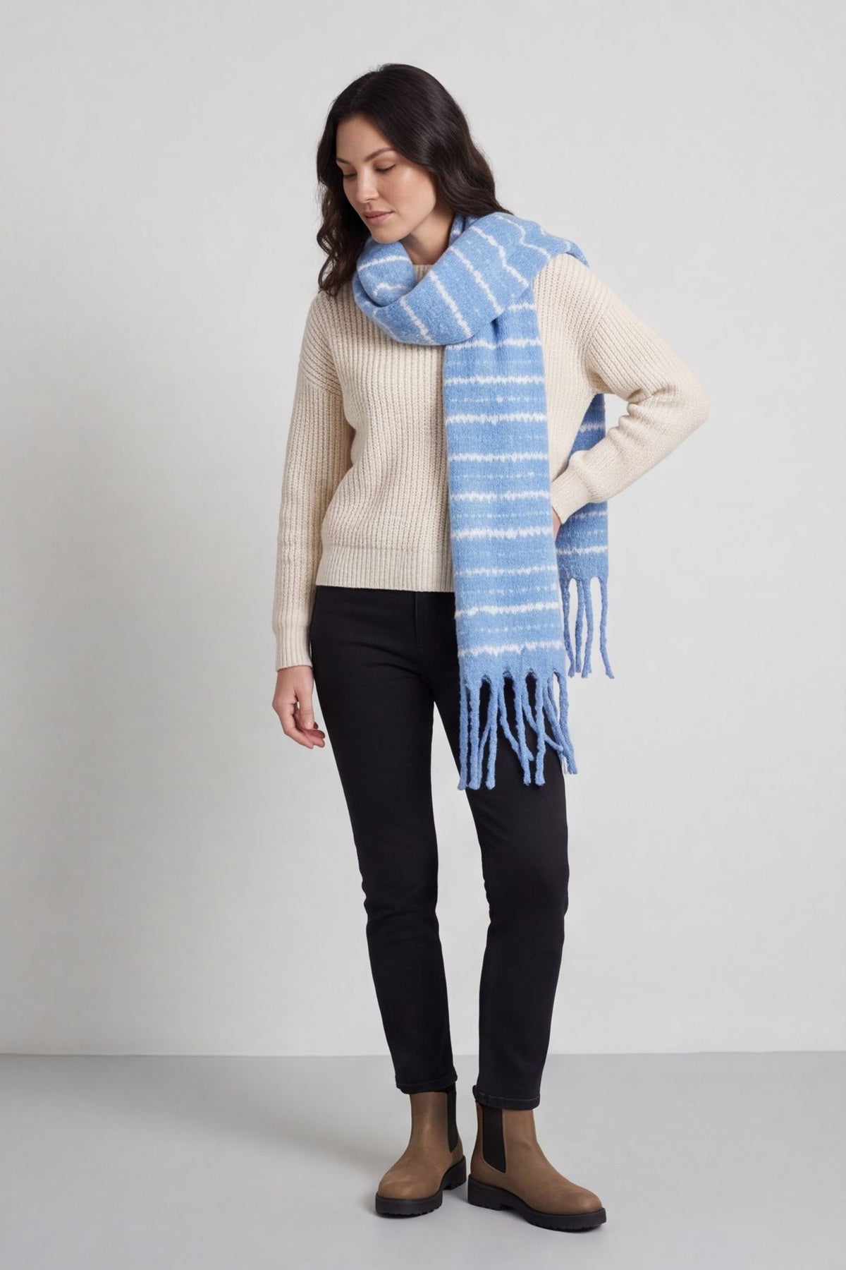 Abigail Scarf Blue – image 1 of 4
