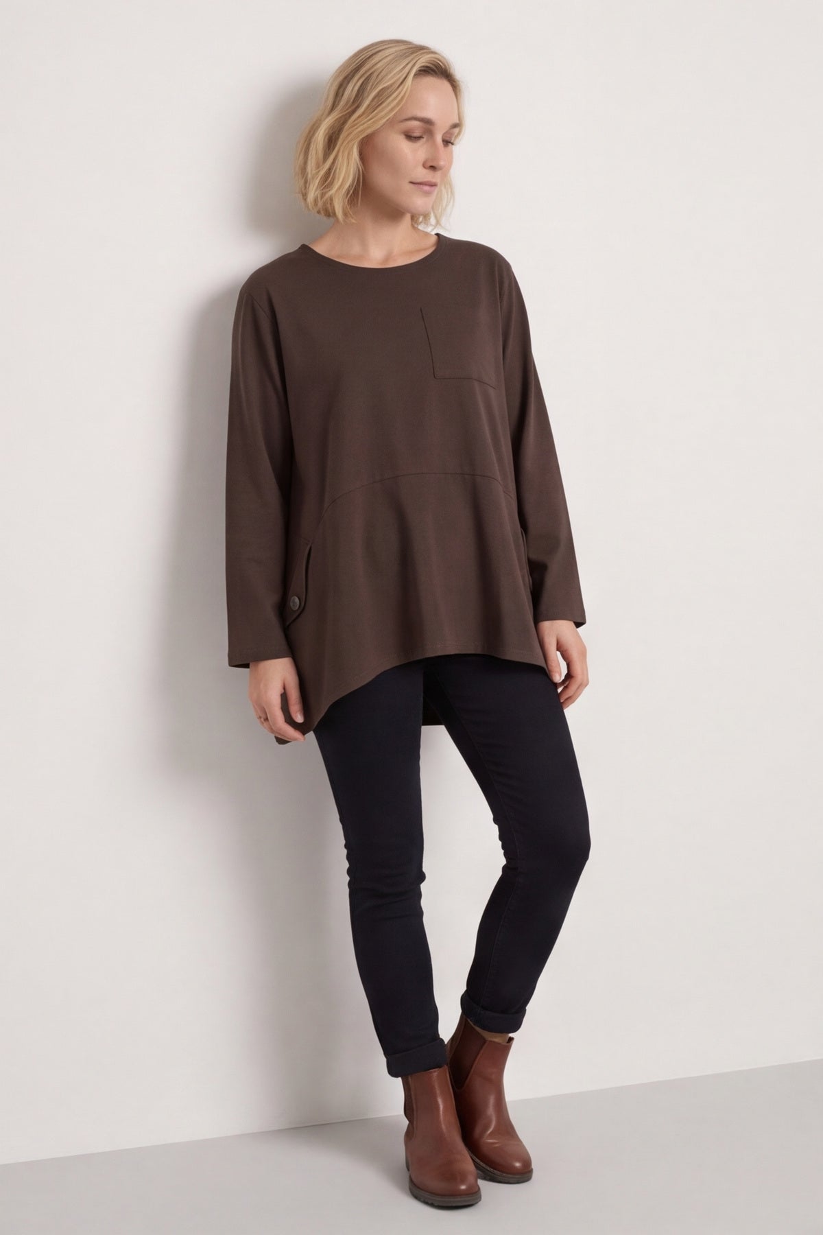 Angelina Pocket Cotton Top Cocoa – image 1 of 6