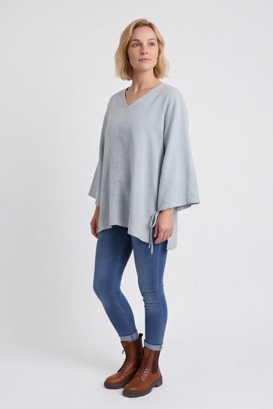 Nulvi V-Neck Linen Top Mid Grey – image 1 of 3