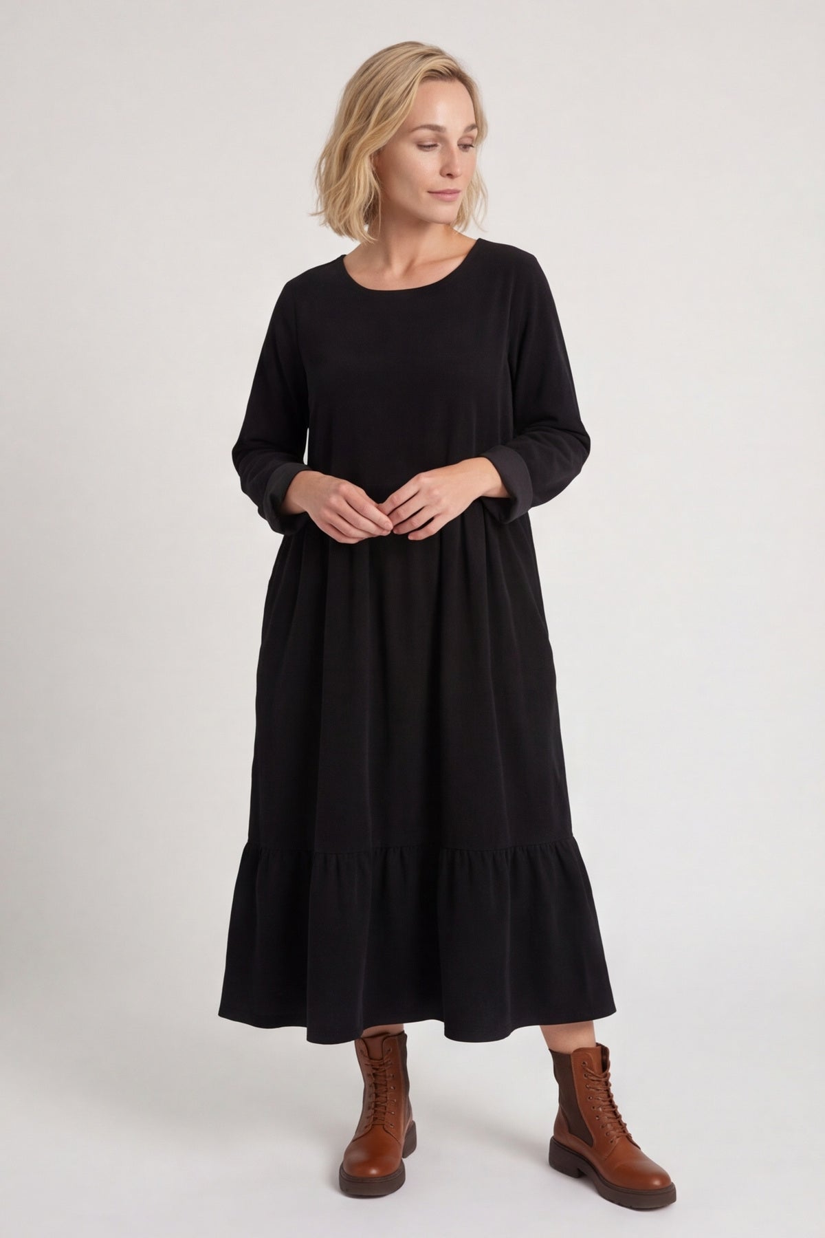 Sheena Needlecord Dress Black – image 1 of 6
