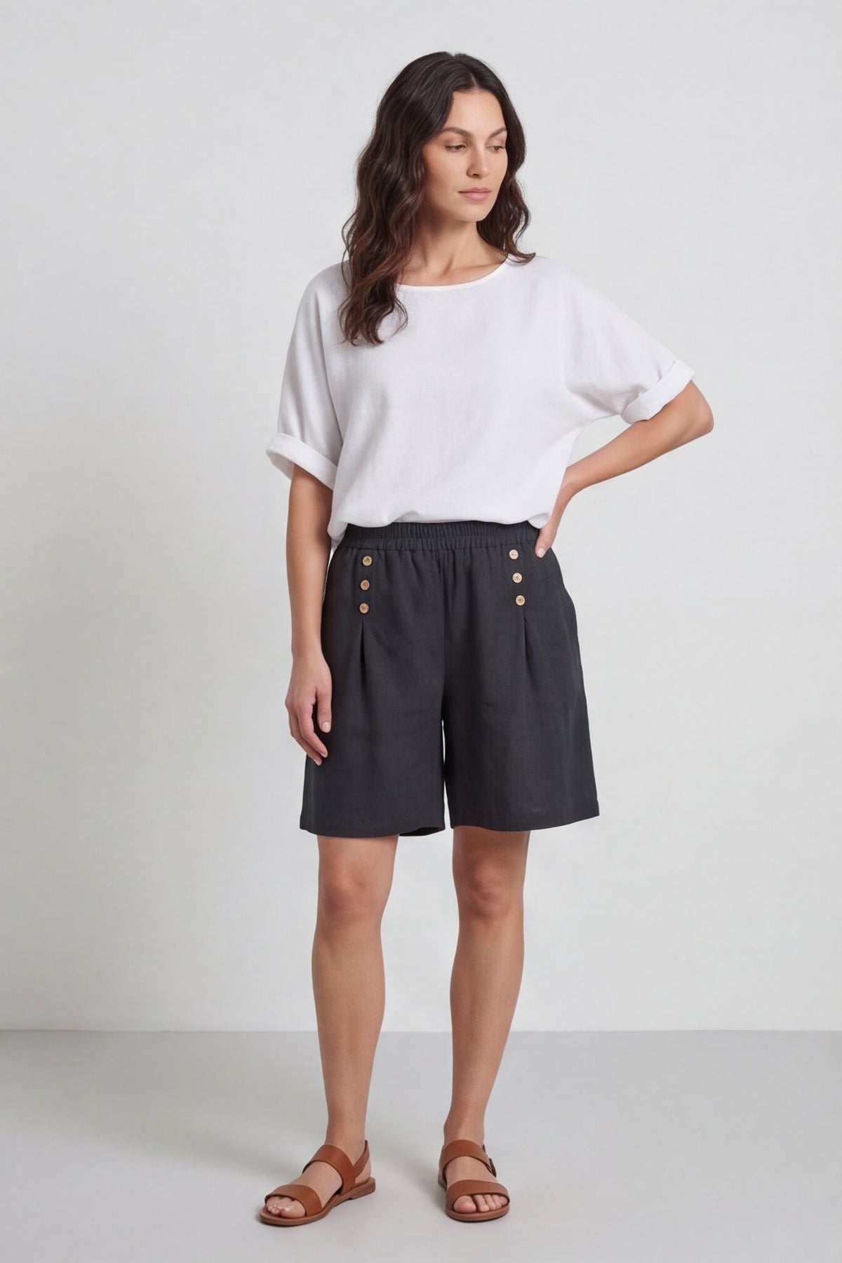 Arielle Linen Blend Shorts Black – image 1 of 6