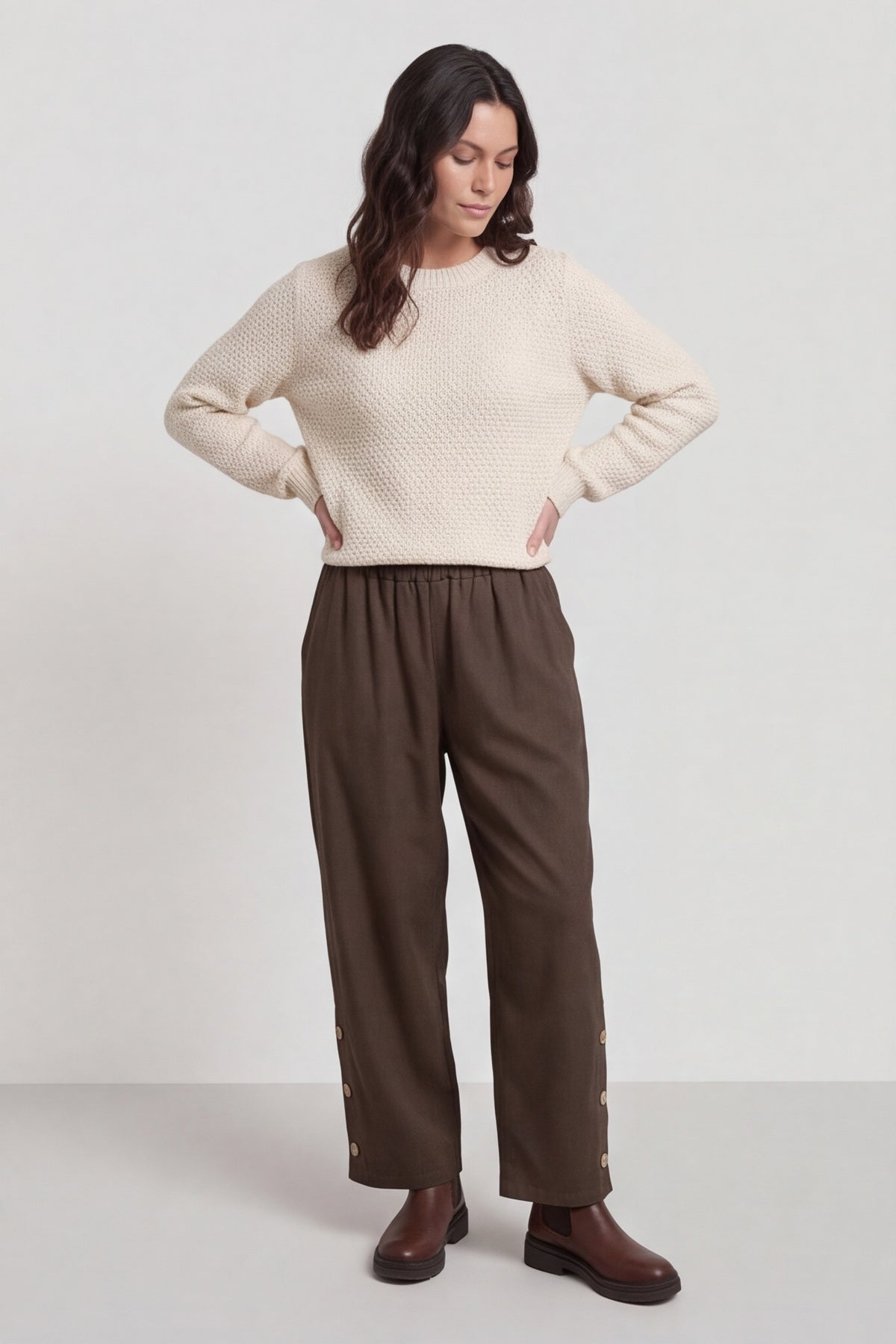 Nydia Trousers Cocoa – image 1 of 6