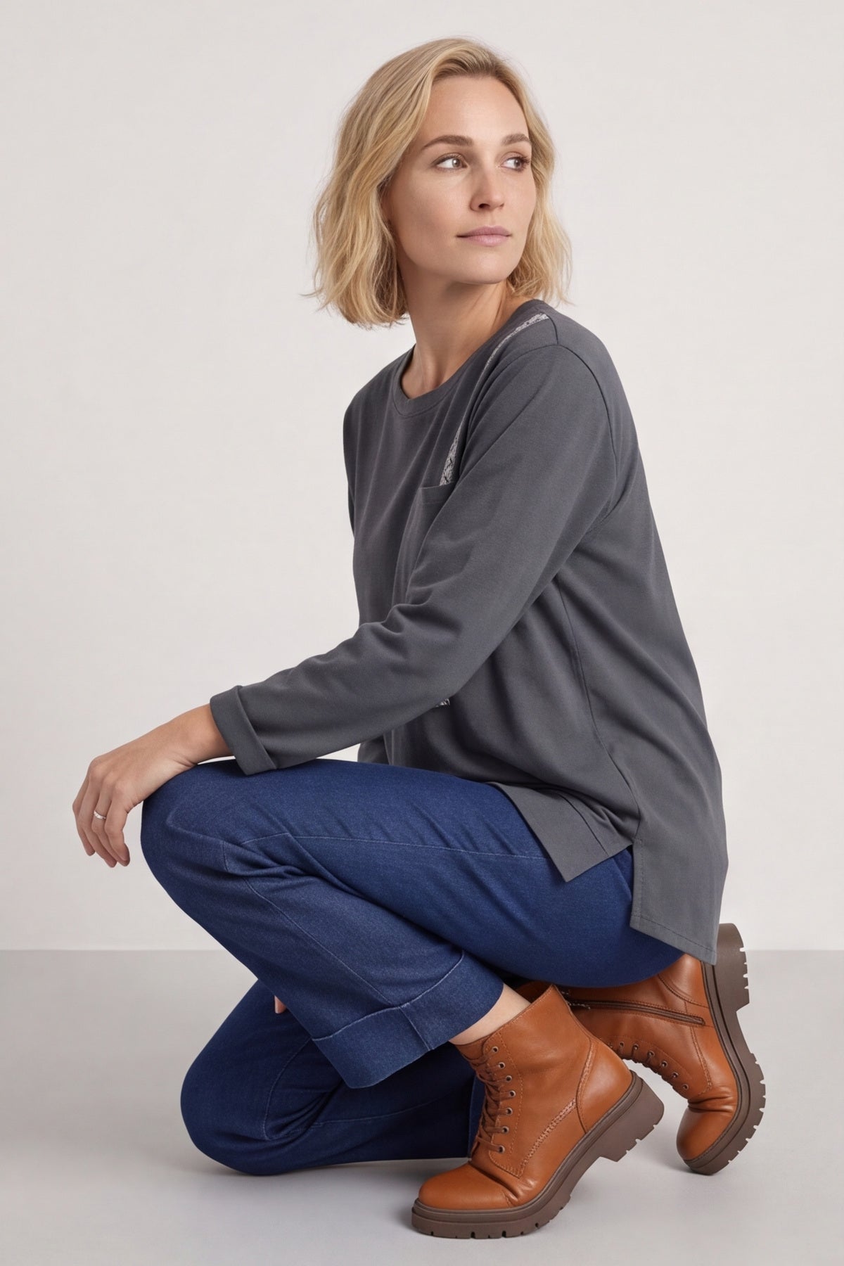 Barbara Pocket Cotton Top Charcoal – image 1 of 6