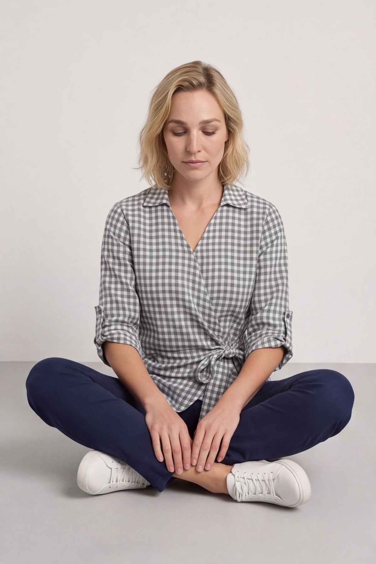 Shyla Gingham Wrap Cotton Top Mid Grey – image 1 of 6