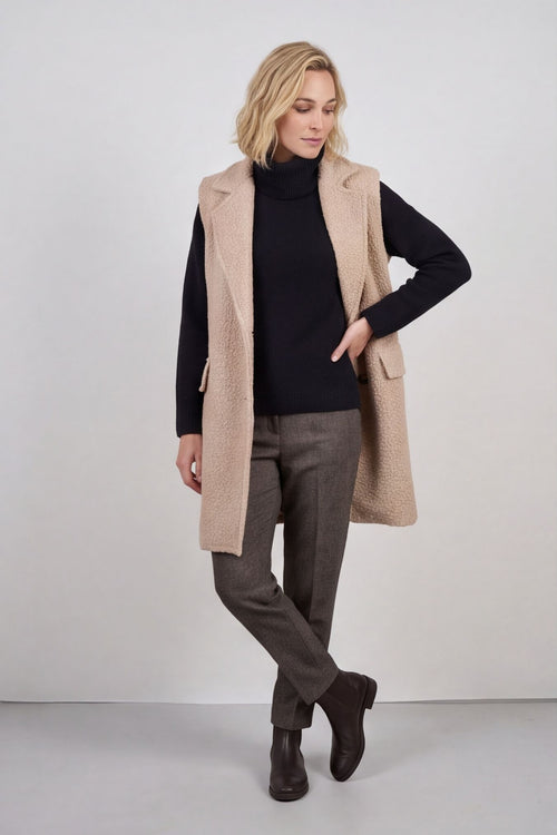 Nori Boucle Gilet – image 1 of 6