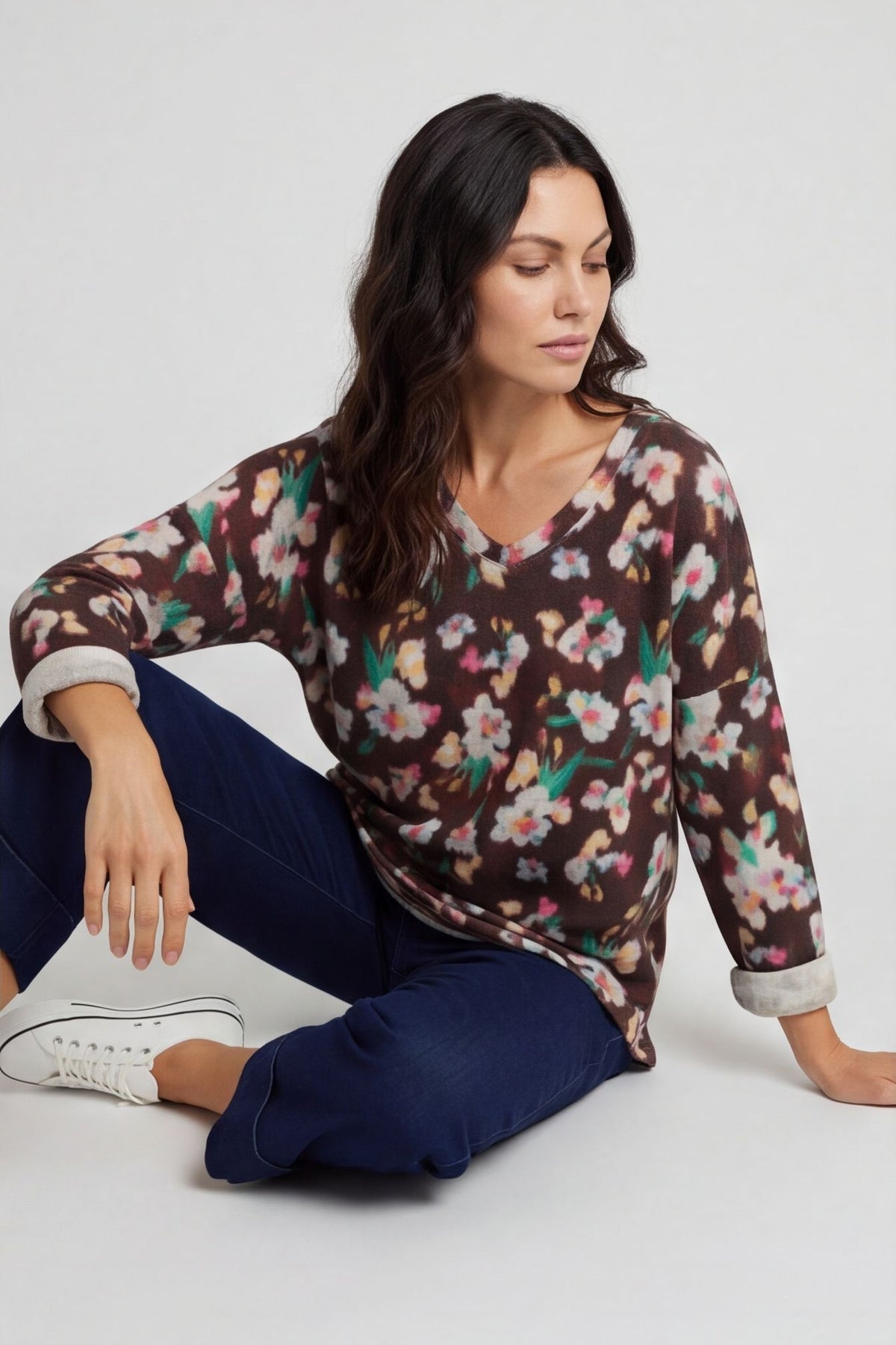 Kirsty Flower V-Neck Knit Top Cocoa – image 2 of 6