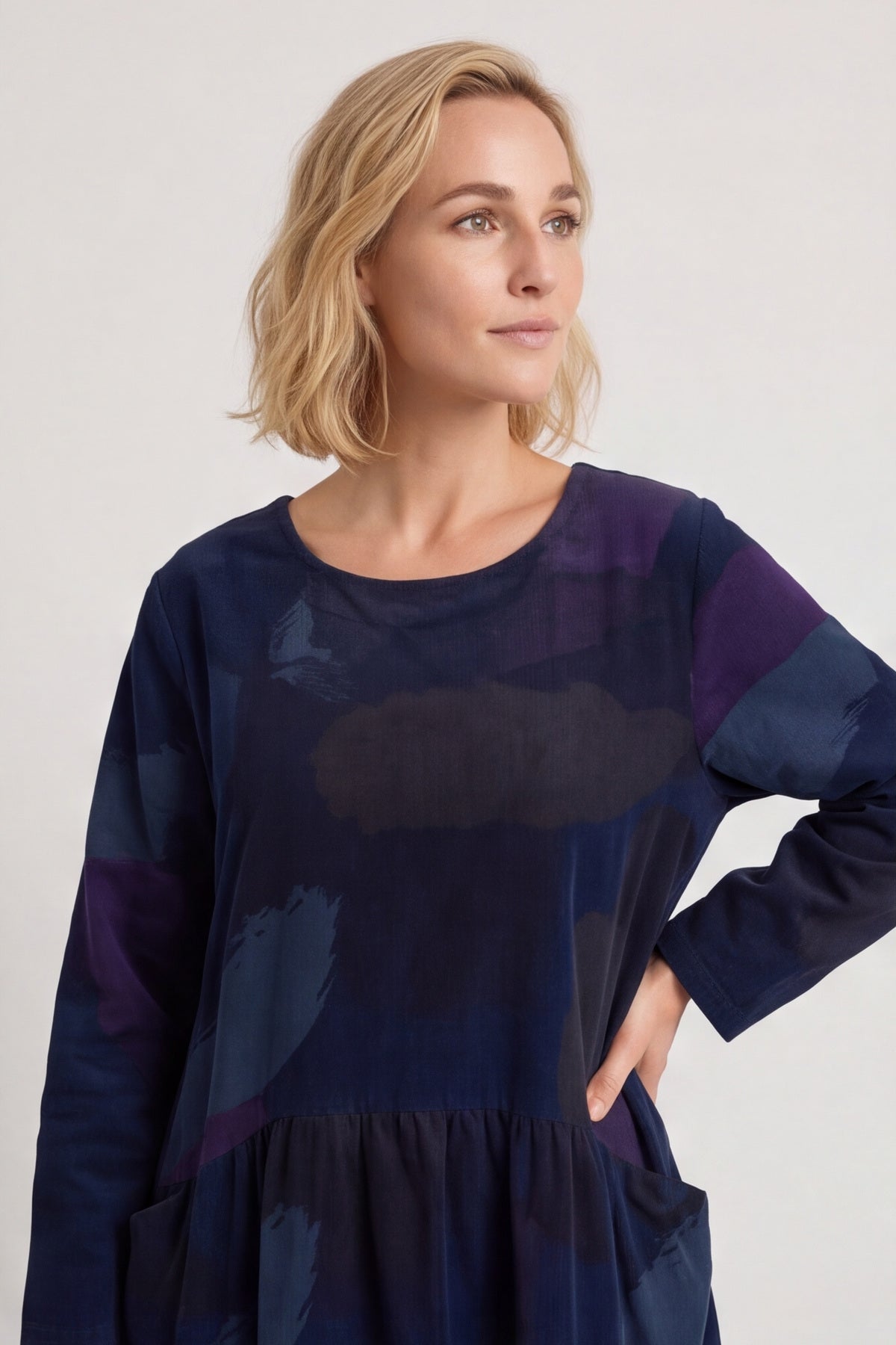 Dreda Print Needlecord Dress Navy – image 2 of 5