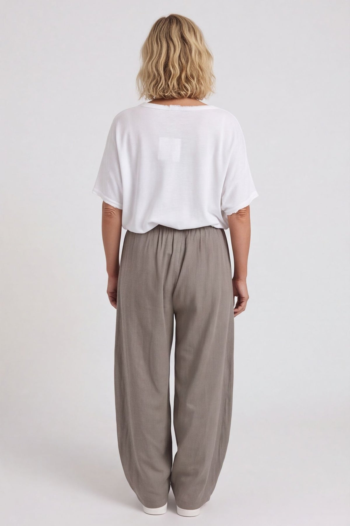 Clarisse Button Pocket Linen Trousers Mocha