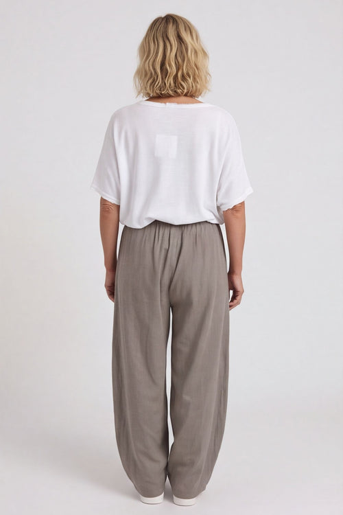 Clarisse Button Pocket Linen Trousers Mocha - Image 6