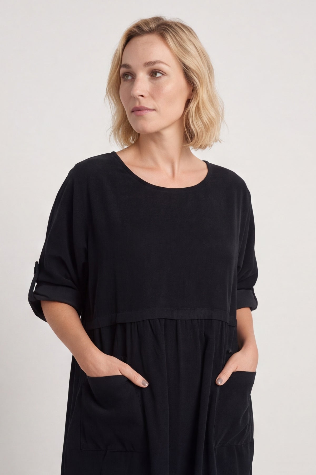 Etta Needlecord Dress Black – image 2 of 4