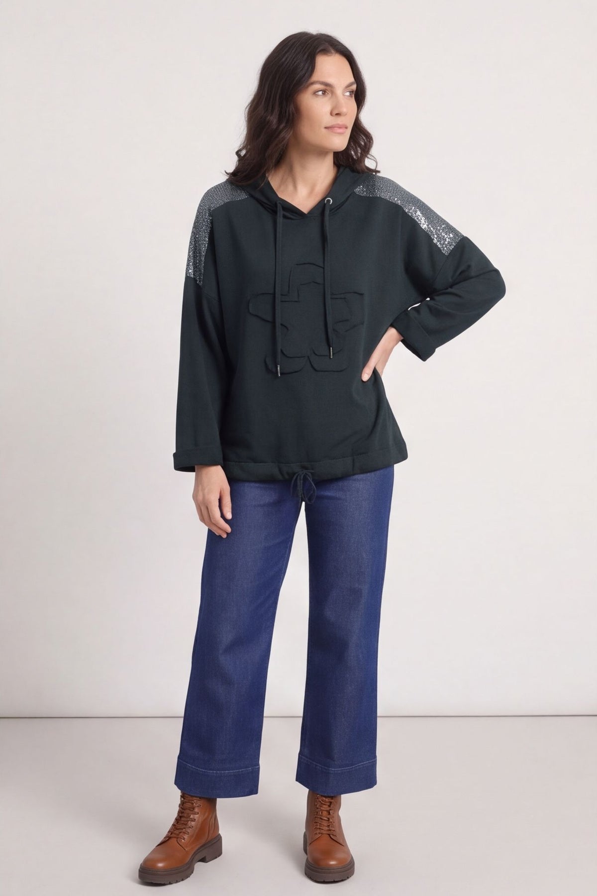 Betsy Flower Patch Hooded Cotton Top Charcoal – image 2 of 5