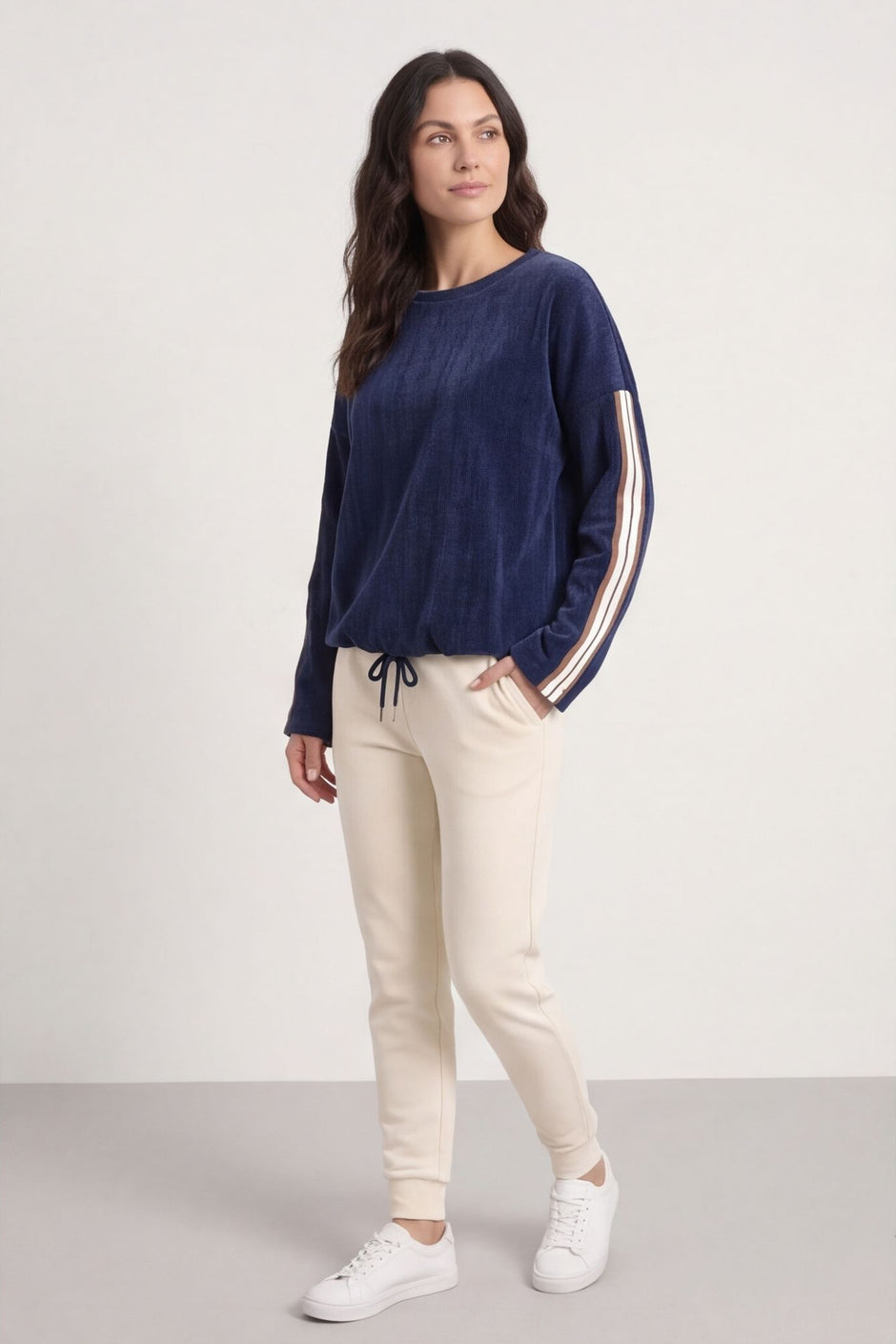 Cecelia Top Navy – image 2 of 6