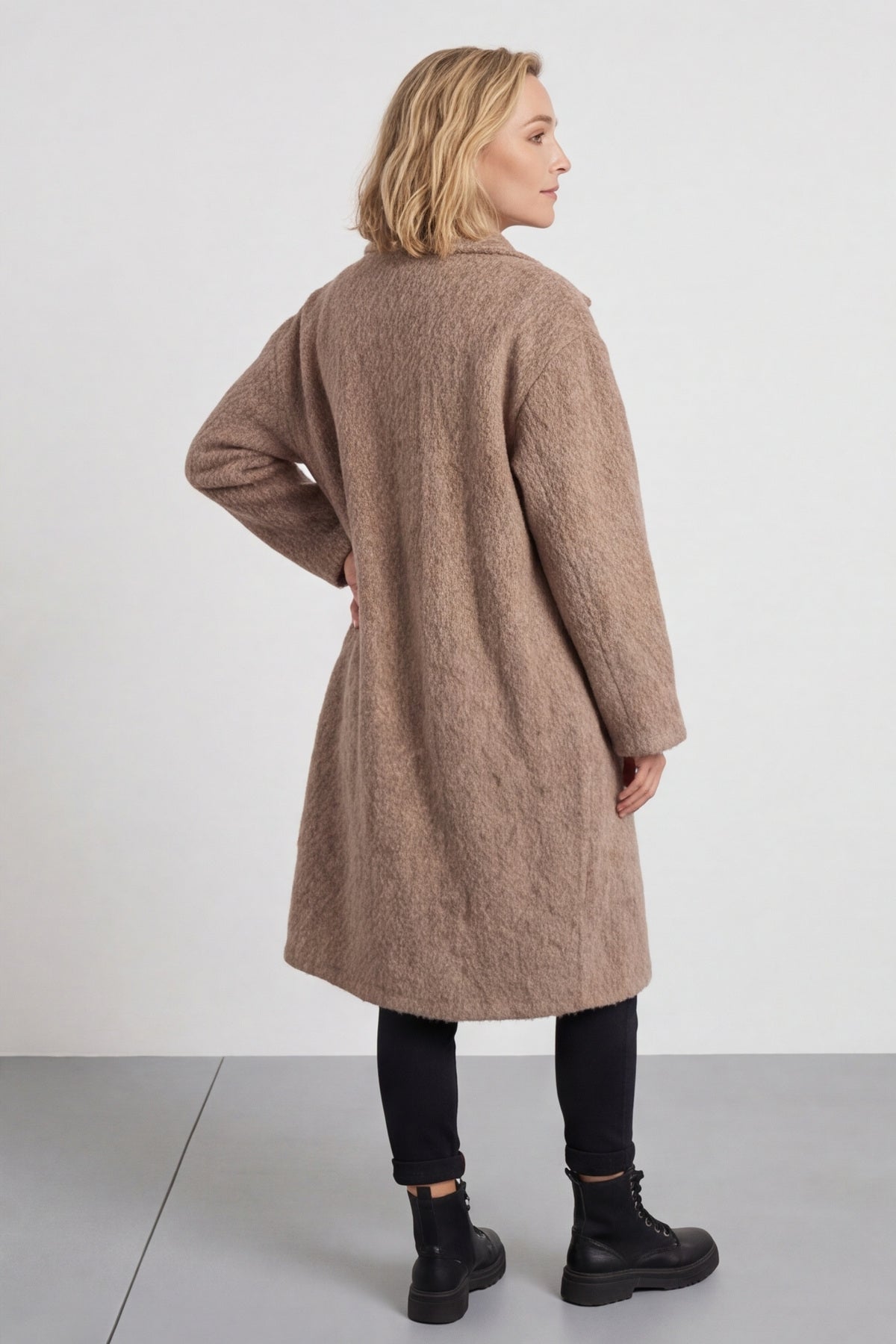 Chrysanta Coat Camel – image 2 of 6