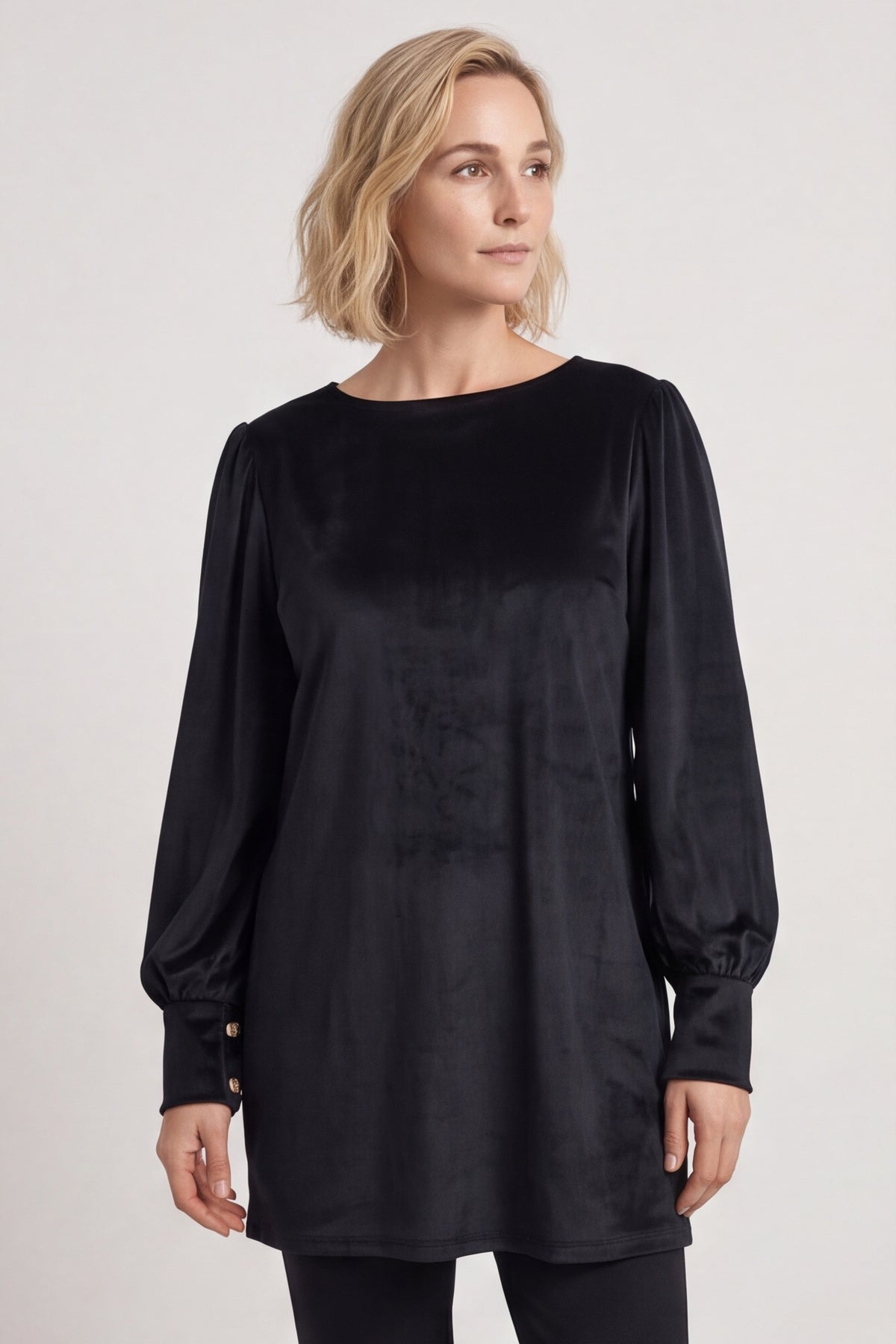 Zannah Button Back Tunic Black – image 2 of 6